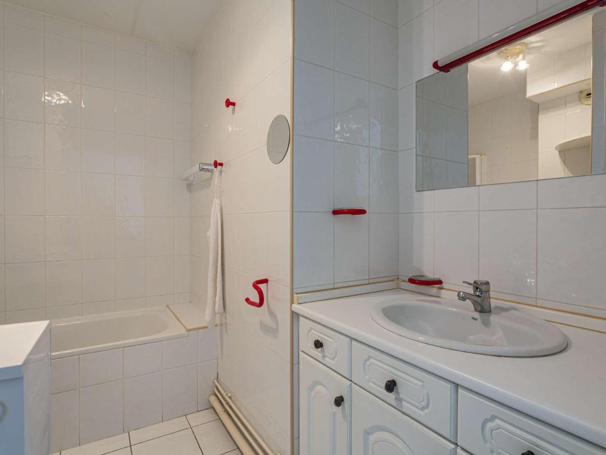 Appartement A 200 M De La Plage Avec Terrasse Et Parking, Au Coeur Des Commerces Et Restaurants - Fr-1-2-426 Hendaye Zewnętrze zdjęcie