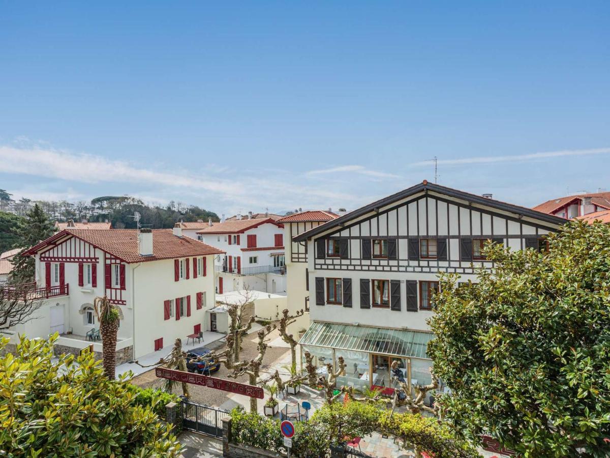 Appartement A 200 M De La Plage Avec Terrasse Et Parking, Au Coeur Des Commerces Et Restaurants - Fr-1-2-426 Hendaye Zewnętrze zdjęcie
