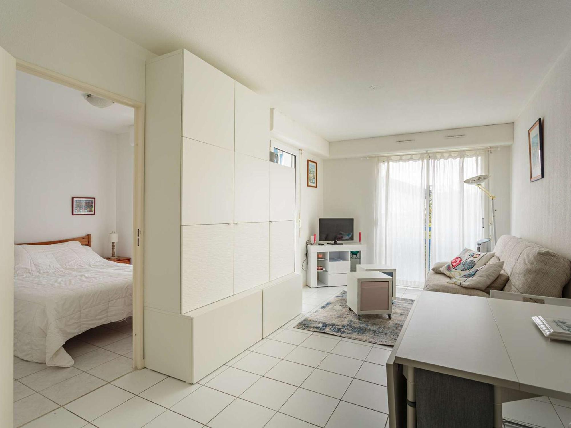 Appartement A 200 M De La Plage Avec Terrasse Et Parking, Au Coeur Des Commerces Et Restaurants - Fr-1-2-426 Hendaye Zewnętrze zdjęcie